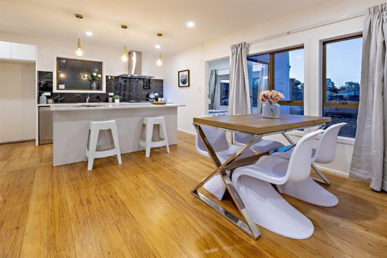 Photo of property in 6b Roys Road, Weymouth, Auckland, 2103