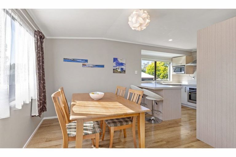 Photo of property in 52 Ranui Street, Dinsdale, Hamilton, 3204