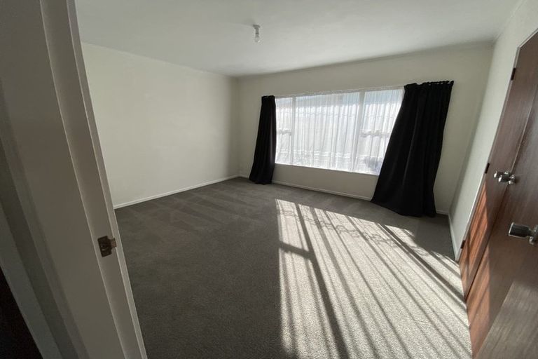 Photo of property in 1/66 Oroua Street, Eastbourne, Lower Hutt, 5013