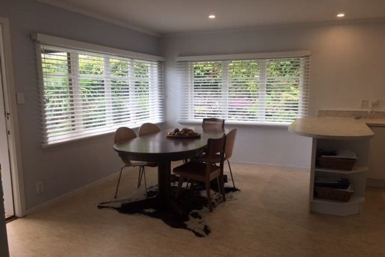 Photo of property in 7-7a Weka Road, Raumati Beach, Paraparaumu, 5032