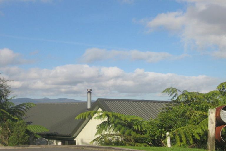 Photo of property in 168a Miromiro Road, Normandale, Lower Hutt, 5010