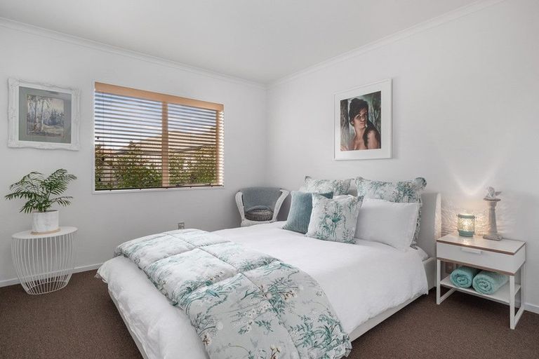 Photo of property in 98 Denny Hulme Drive, Mount Maunganui, 3116