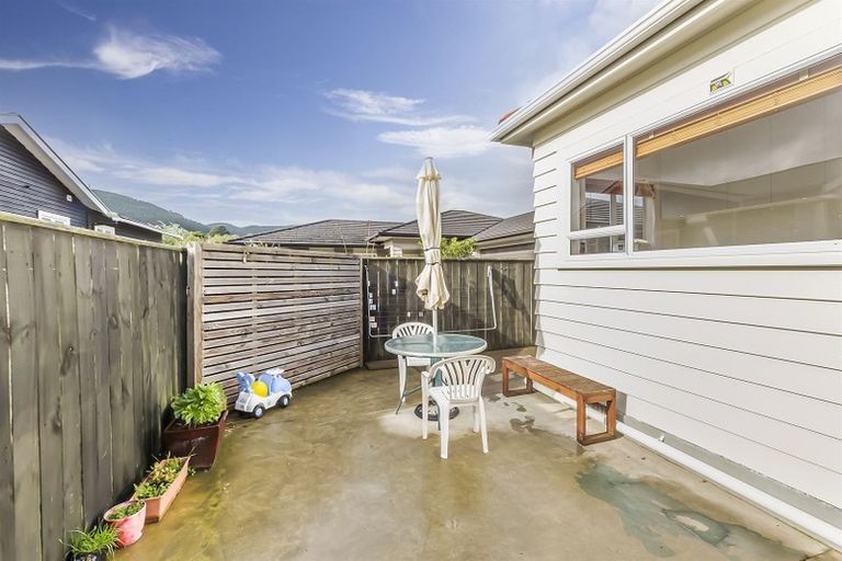 Photo of property in 18 Nathan Street, Tawa, Wellington, 5028
