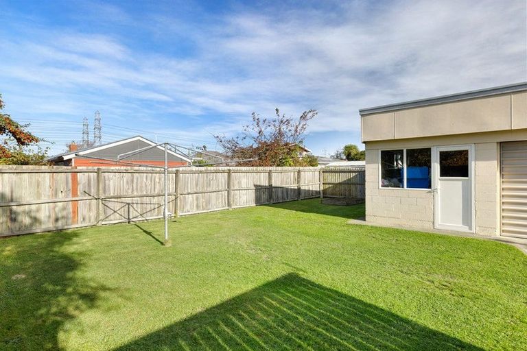 Photo of property in 74 Farrington Avenue, Bishopdale, Christchurch, 8053