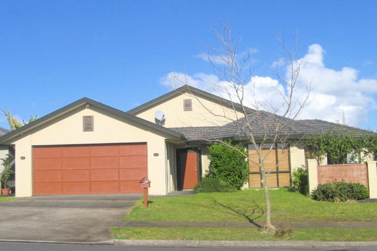 Photo of property in 13 Carlingford Drive, East Tamaki, Auckland, 2016