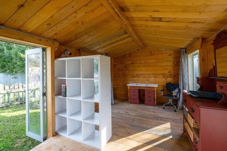 Photo of property in 12 Clifton Avenue, Carterton, 5713