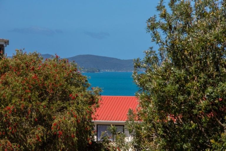 Photo of property in 27 Matangi Terrace, Snells Beach, 0920