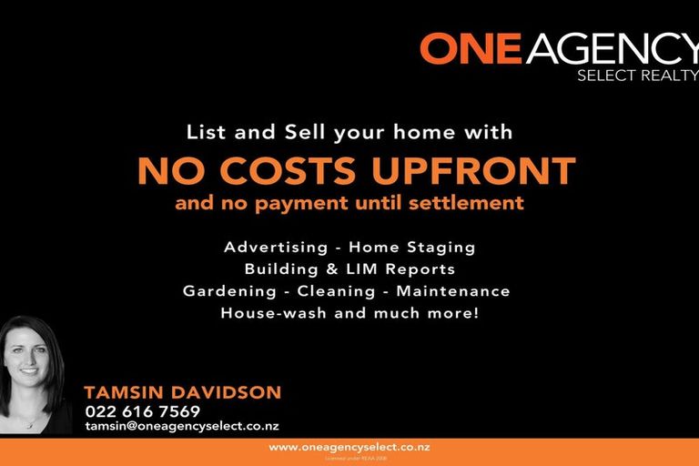 Photo of property in 7 Tui Terrace, Tawa, Wellington, 5028