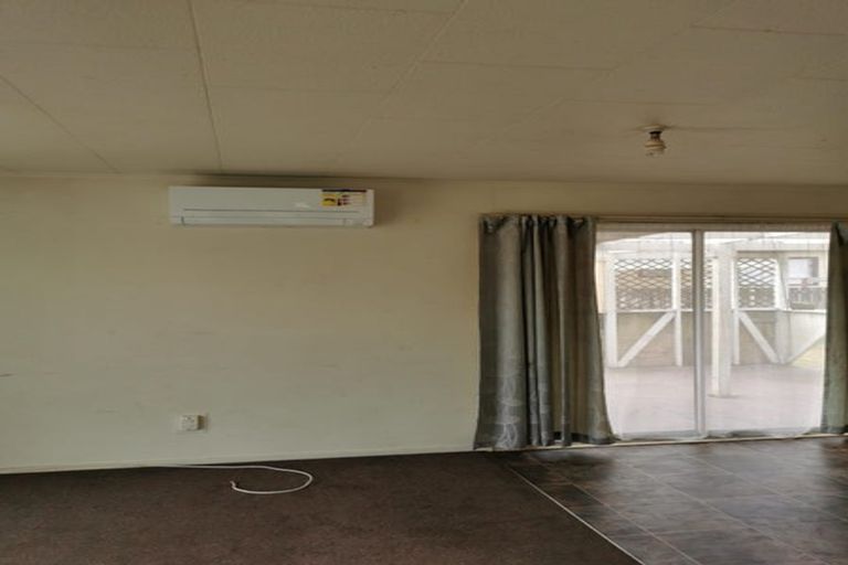 Photo of property in 3 Inverell Avenue, Wiri, Auckland, 2104