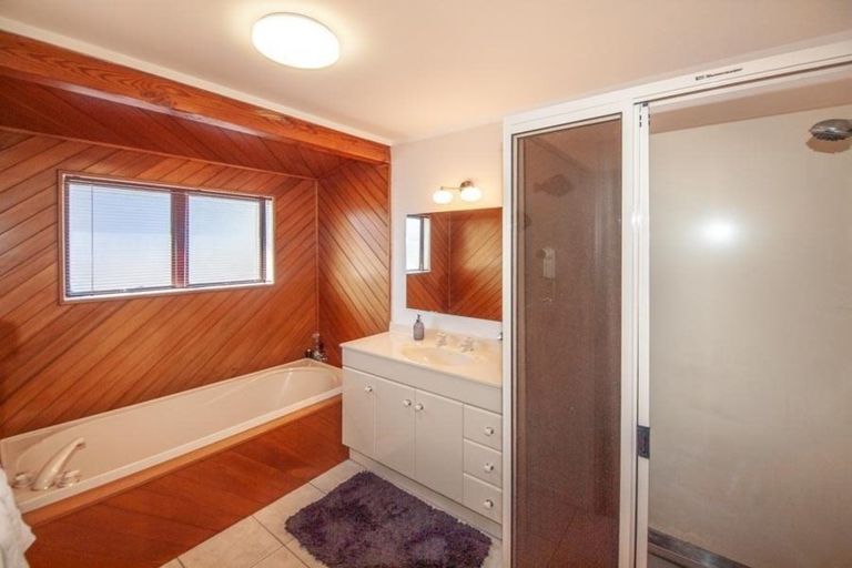 Photo of property in 50 Erris Street, Johnsonville, Wellington, 6037