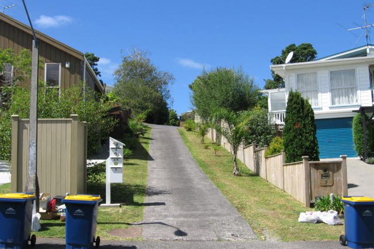 Photo of property in 2/5 Ridgewood Crescent, Birkenhead, Auckland, 0626
