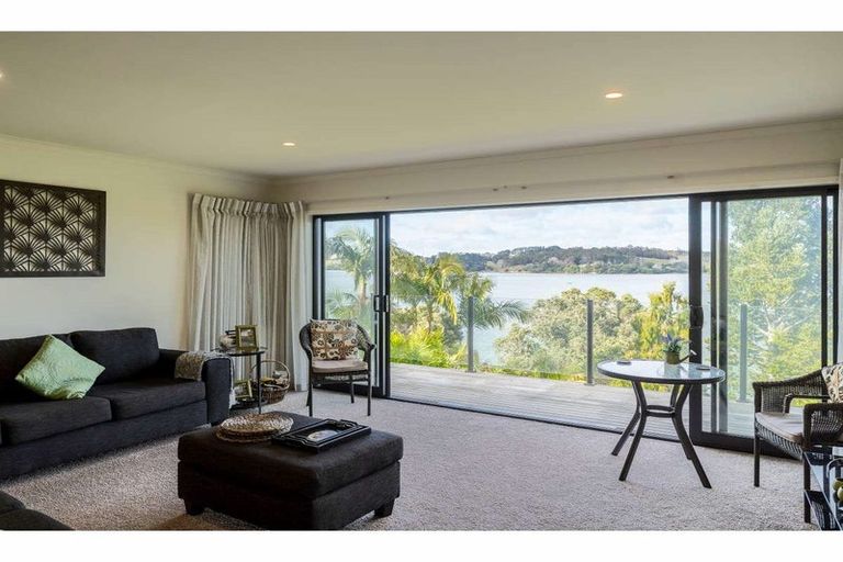 Photo of property in 34 Rangitane Loop Road, Kerikeri, 0294