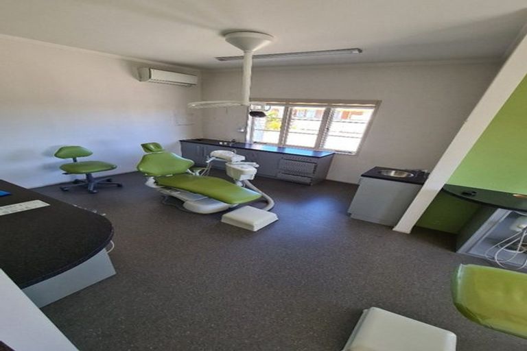 Photo of property in 2f Fausett Avenue, Pukekohe, 2120