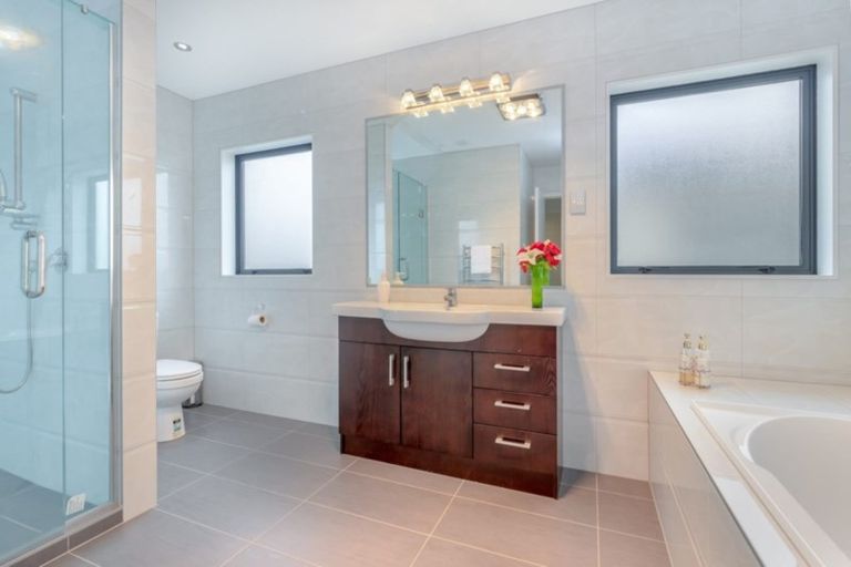 Photo of property in 14 Aster Place, Flat Bush, Auckland, 2019