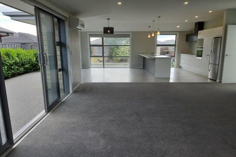 Photo of property in 3 Tommy Street, Pegasus, 7612