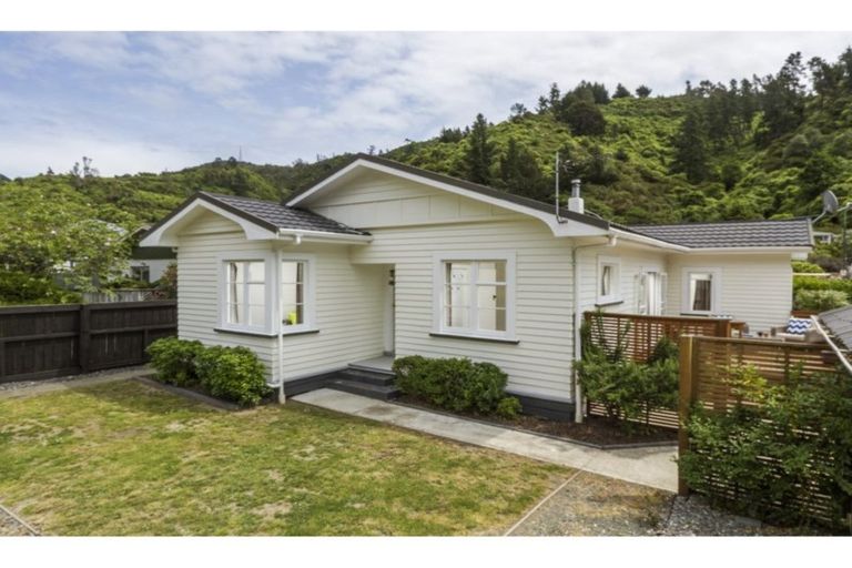 Photo of property in 1/1 Hinau Street, The Brook, Nelson, 7010