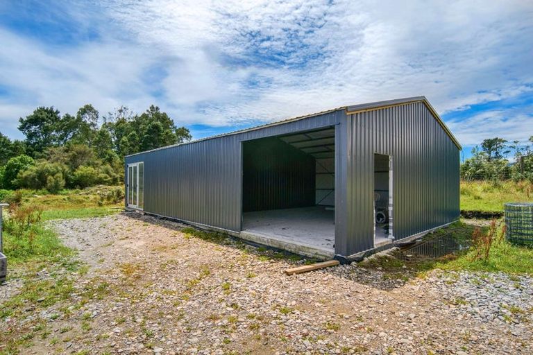 Photo of property in 130 Powerhouse Road, Fairdown, Westport, 7891