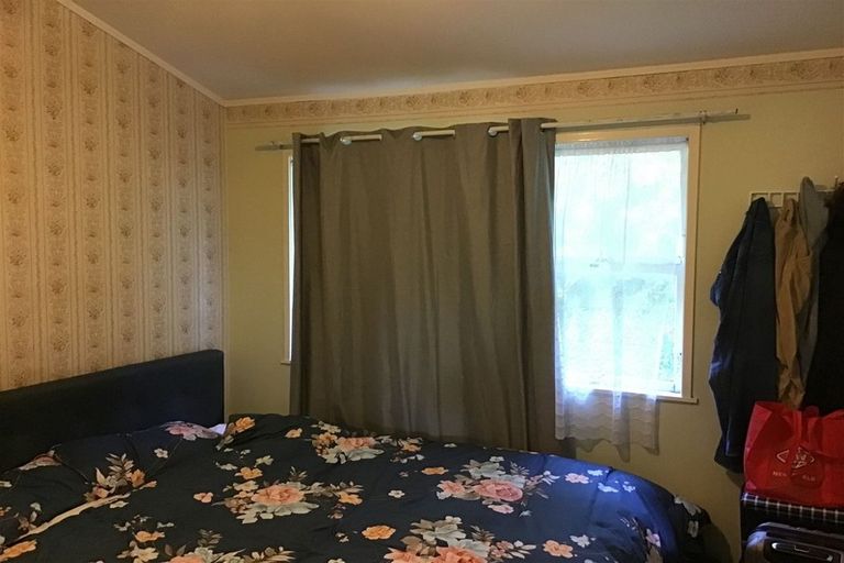 Photo of property in 2/462 Hillsborough Road, Mount Roskill, Auckland, 1041