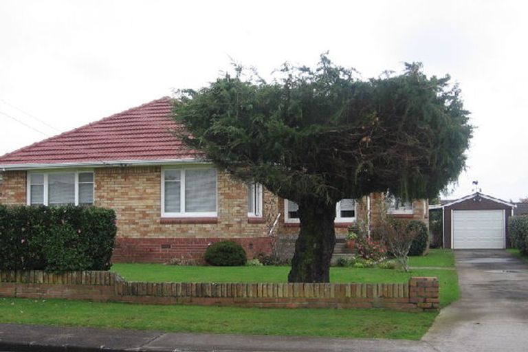 Photo of property in 46 Sunnyside Crescent, Papatoetoe, Auckland, 2025