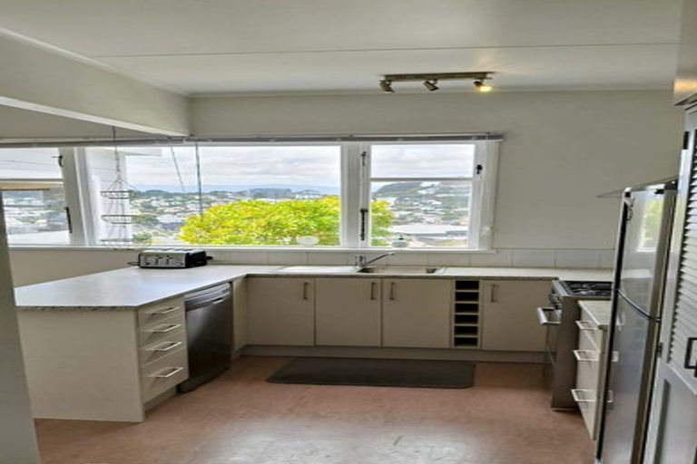 Photo of property in 24 Stoke Street, Newtown, Wellington, 6021