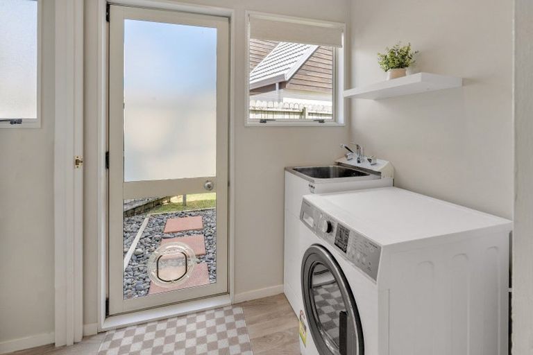 Photo of property in 1/96 Frank Nobilo Drive, Golflands, Auckland, 2013