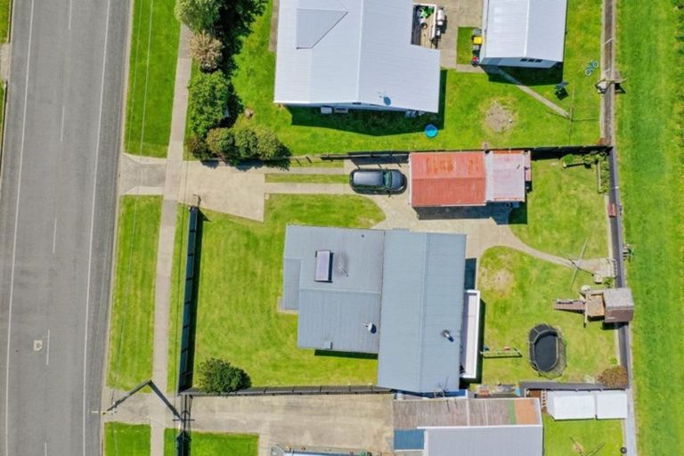 Photo of property in 97 College Road, Edgecumbe, 3120