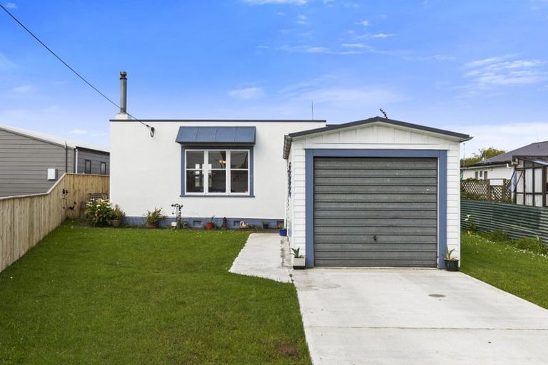 Photo of property in 81 Seabury Avenue, Foxton Beach, Foxton, 4815