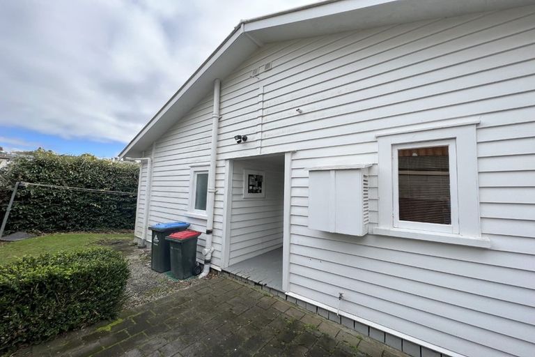 Photo of property in 30b Selwyn Road, Cockle Bay, Auckland, 2014