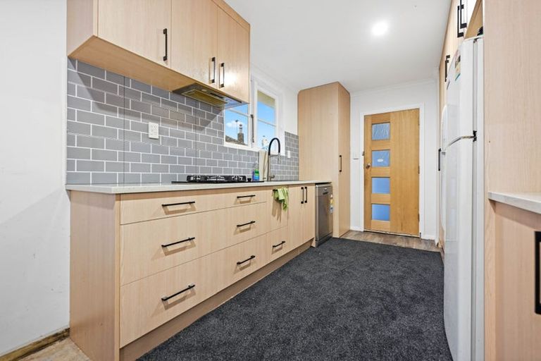 Photo of property in 2 Emerson Place, Enderley, Hamilton, 3214