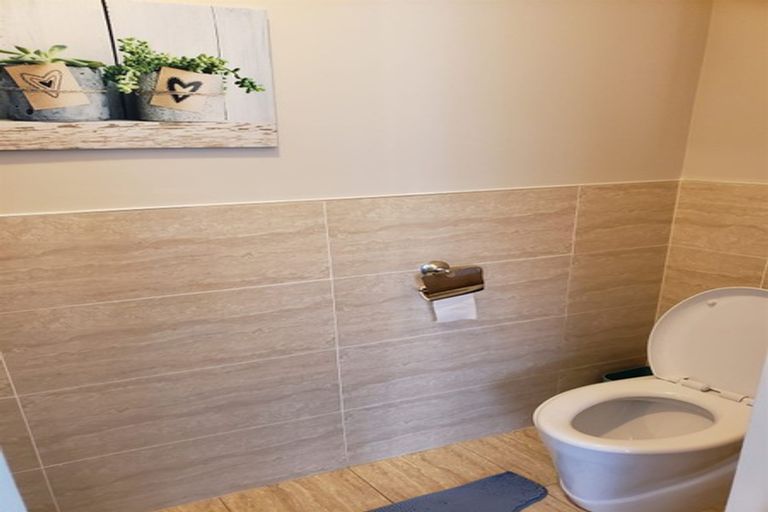 Photo of property in 1 Tavua Lane, Ranui, Auckland, 0612