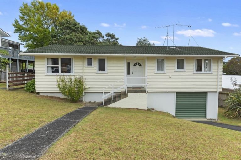 Photo of property in 22 Mawson Avenue, Torbay, Auckland, 0630