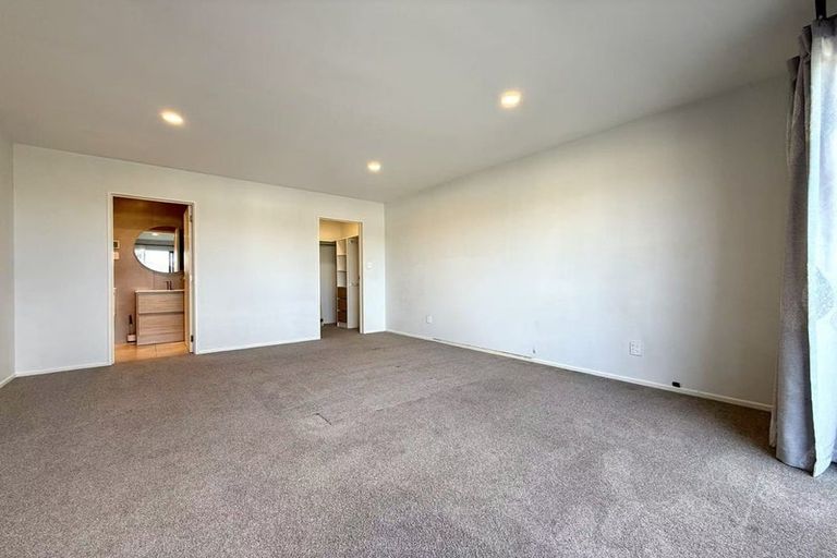 Photo of property in 6 Matatika Rise, Swanson, Auckland, 0614