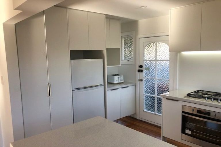 Photo of property in 11a Straven Road, Riccarton, Christchurch, 8011