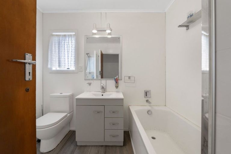 Photo of property in 65 Conway Road, Eltham, 4322