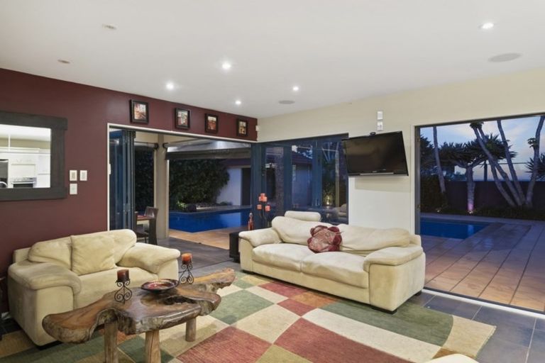 Photo of property in 246 West Hoe Heights, Orewa, 0931