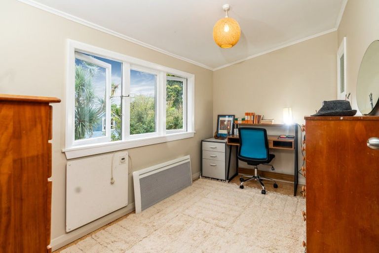 Photo of property in 19 Moir Street, Mount Victoria, Wellington, 6011