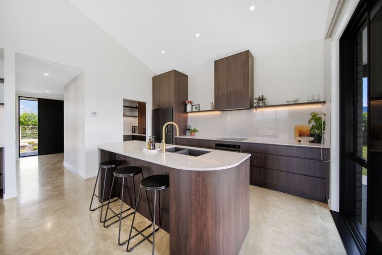 Photo of property in 49 Pukutahi Drive, Te Anau, 9600