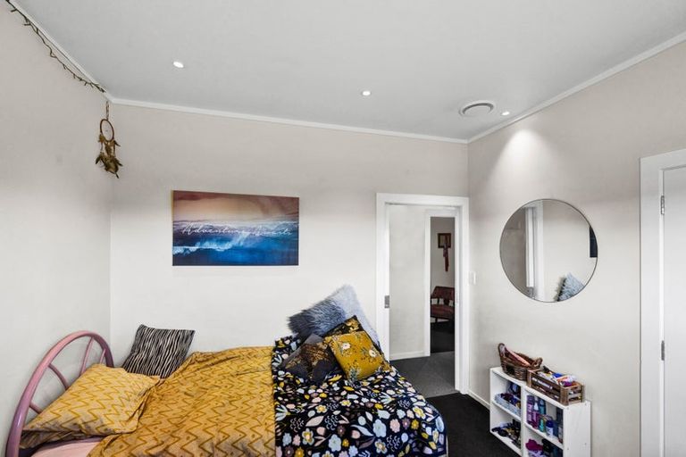 Photo of property in 5674 Mountain Road, Normanby, Hawera, 4673