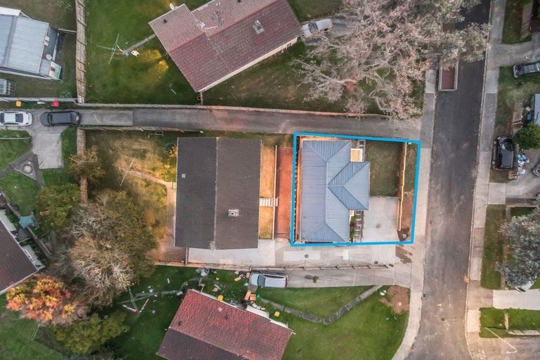 Photo of property in 11a Gemini Place, Beach Haven, Auckland, 0626