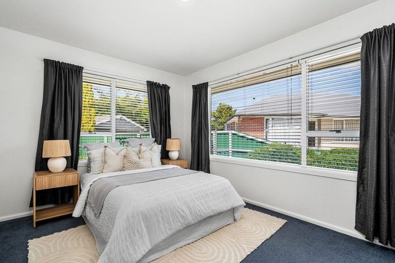 Photo of property in 15 Stackhouse Avenue, Bishopdale, Christchurch, 8053