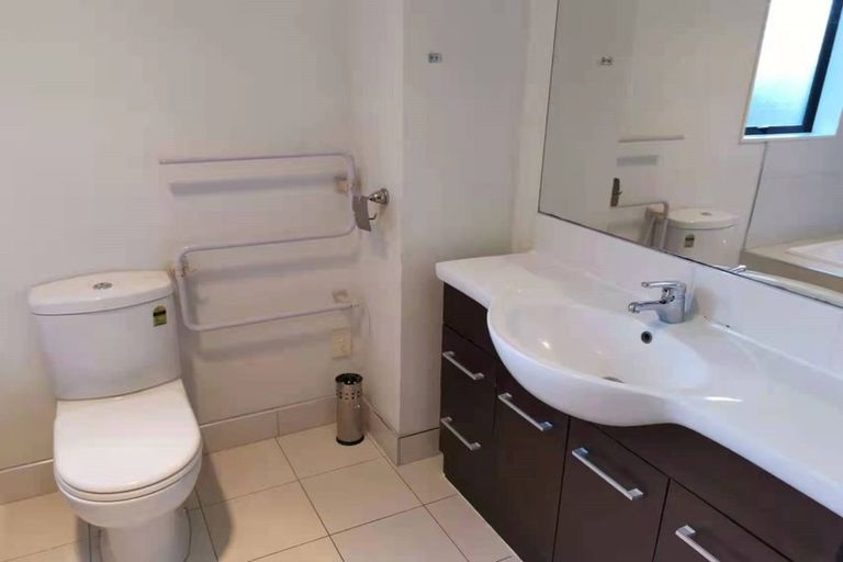 Photo of property in Albany Gardens, 35 Masons Road, Oteha, Auckland, 0632