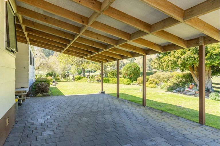 Photo of property in 906 Tukairangi Road, Acacia Bay, Taupo, 3385