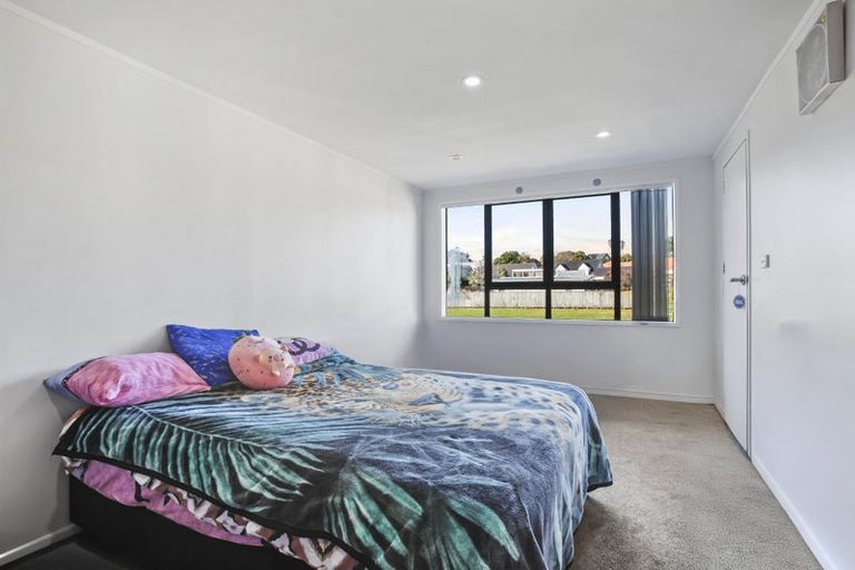 Photo of property in 45b Kurnell Drive, Botany Downs, Auckland, 2010
