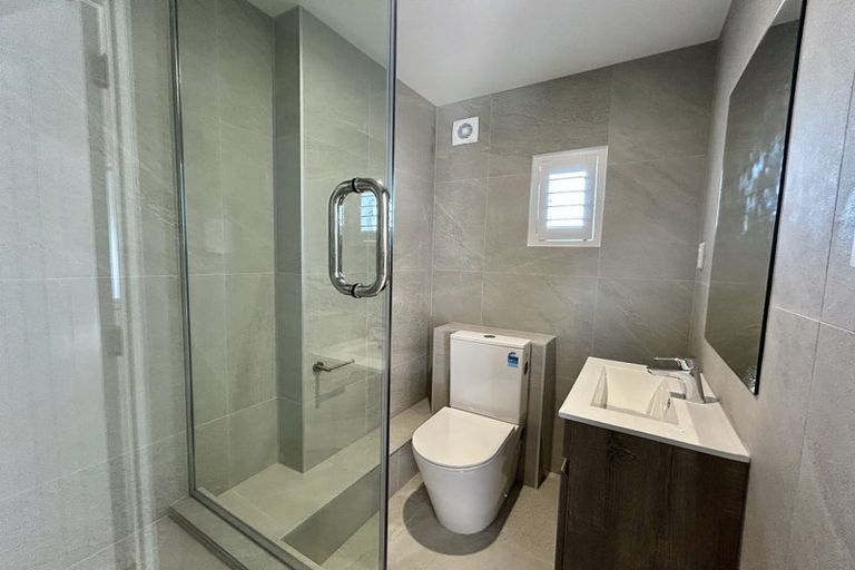 Photo of property in 46a Lynden Avenue, Hillcrest, Auckland, 0627