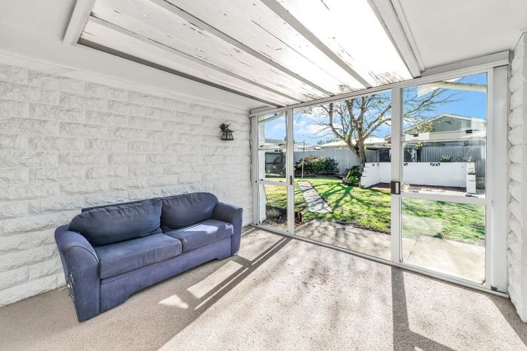 Photo of property in 8 Coates Place, Rangiora, 7400