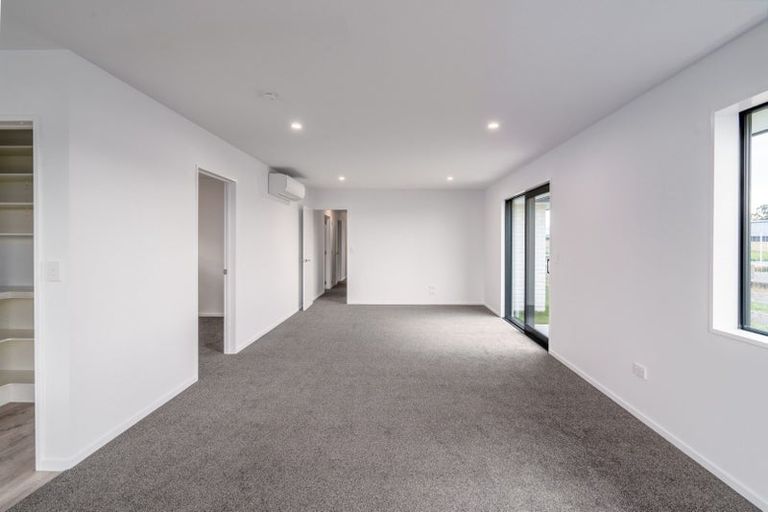 Photo of property in 18 Northampton Drive, Prebbleton, 7676