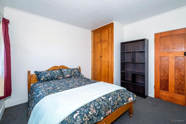 Photo of property in 10 Main North Road, Geraldine, 7930