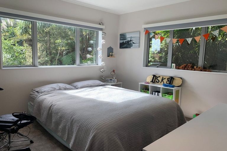 Photo of property in 141 Arran Road, Browns Bay, Auckland, 0630