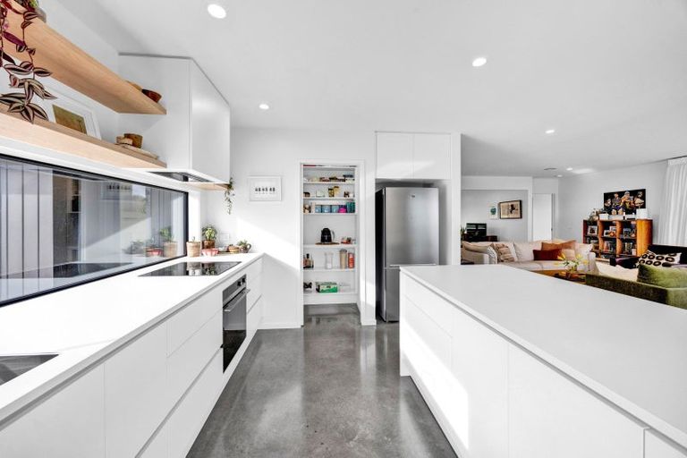 Photo of property in 2 Tasman Street, Opunake, 4616