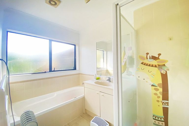 Photo of property in 3 Quartley Place, Huntington Park, Auckland, 2013